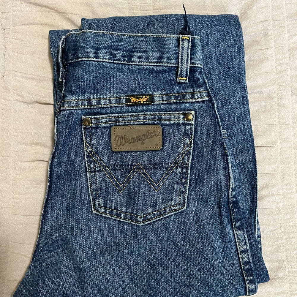 Wrangler Men's Classic Indigo Jeans